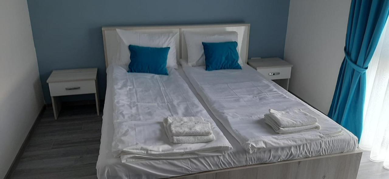 Apartament 2 Camere Lucian Baile Felix Bagian luar foto