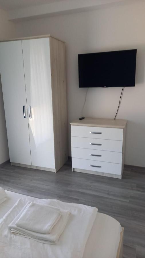 Apartament 2 Camere Lucian Baile Felix Bagian luar foto